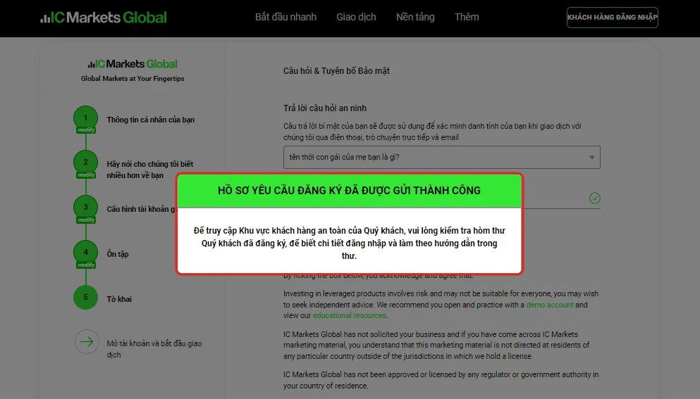 Hộp xác nhận xuất hiện ngay trên form sau khi gửi.